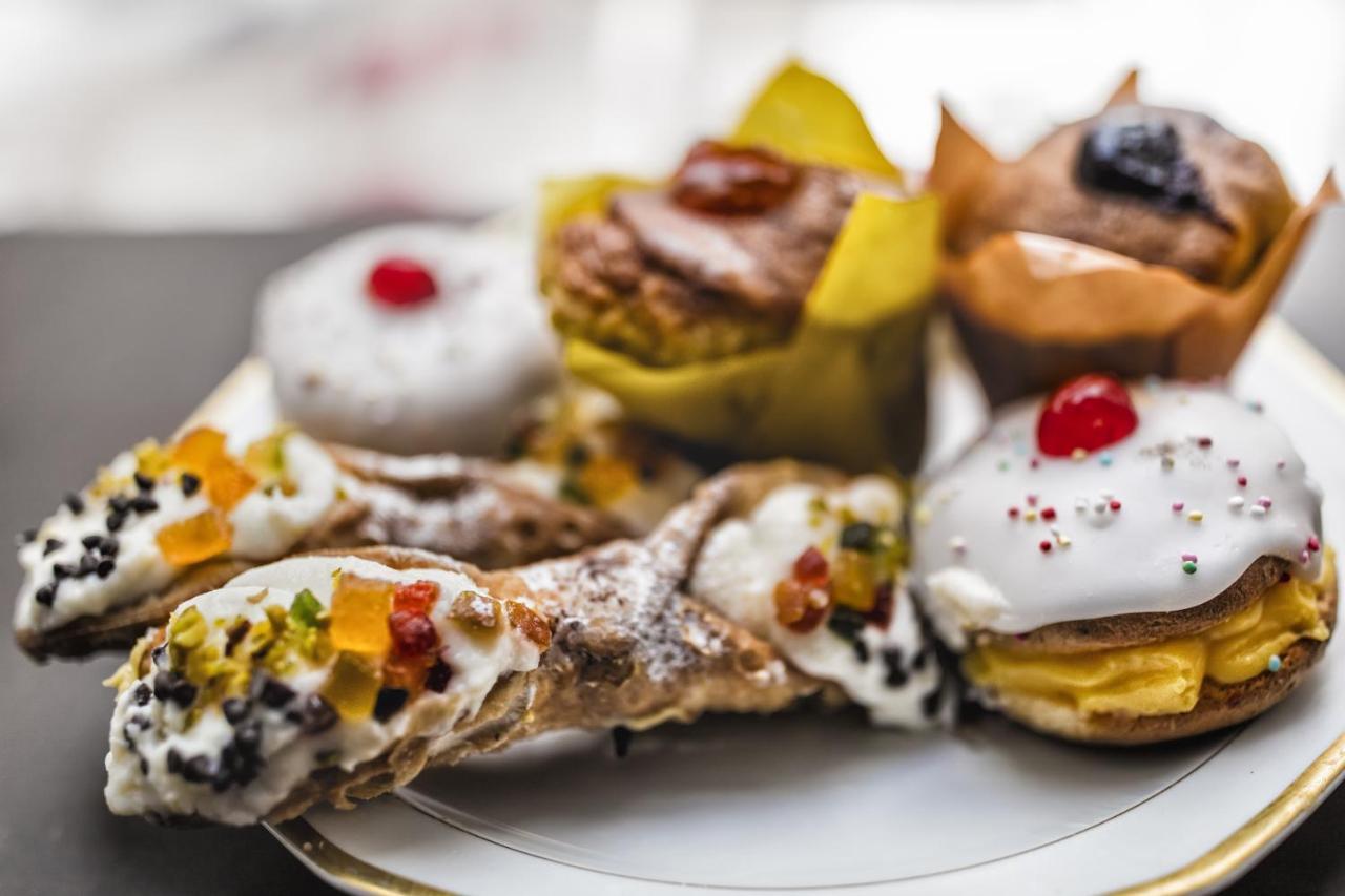 Manzoni 46 - Ospitalita Siciliana Bed & Breakfast Milazzo Dış mekan fotoğraf